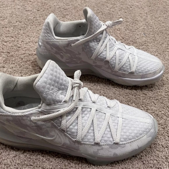 Nike Air LeBron XVII 17 low basketball shoes white platinum camo camouflage 12.5 - Picture 4 of 5